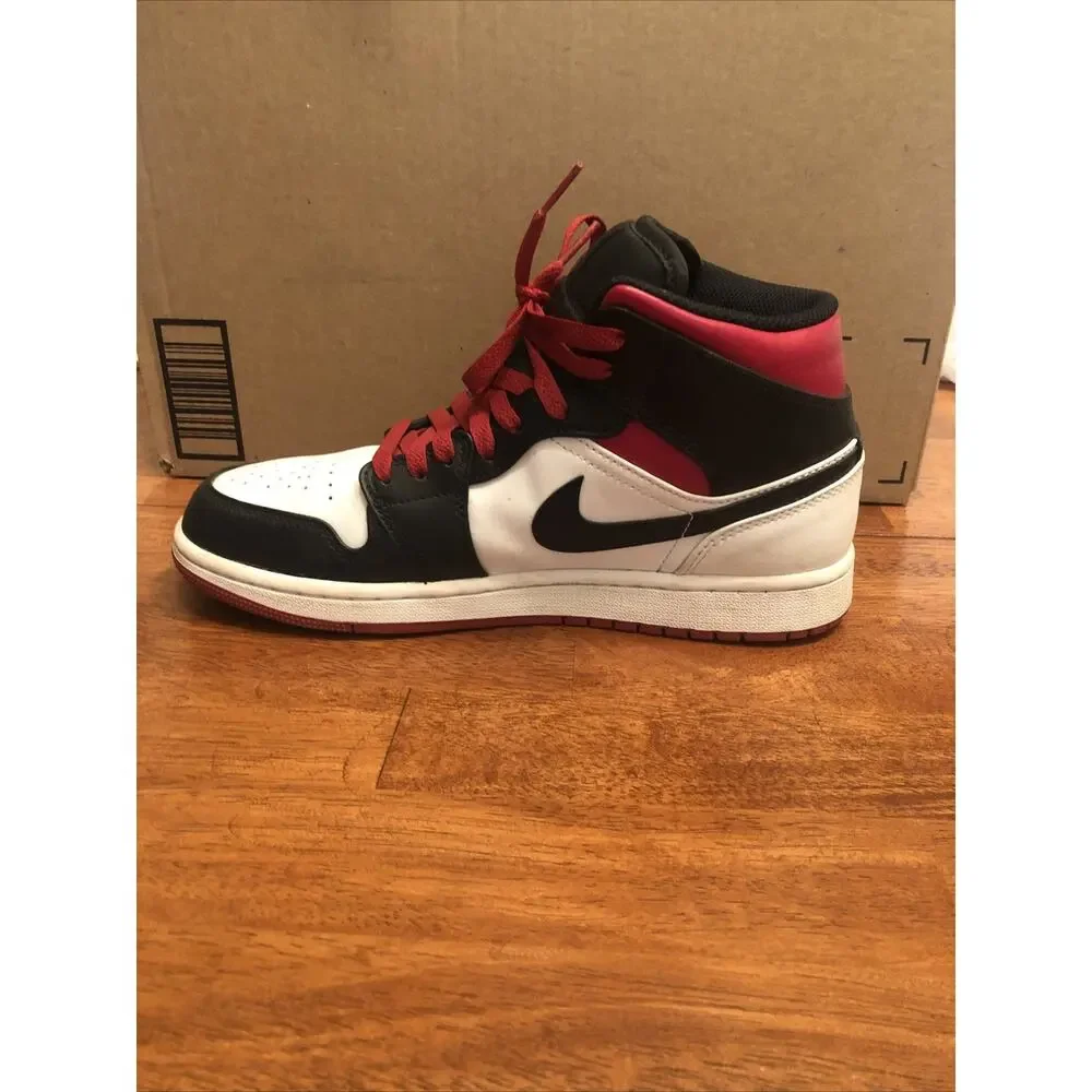 Nike Air Jordan 1 Mid Gym Shoe Mens Size 8 Red/Black/White Basketball Athletic